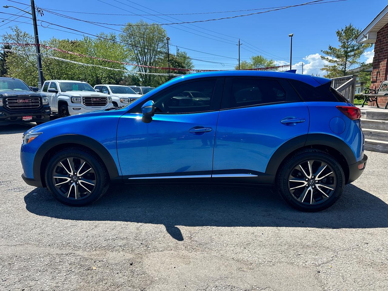 2016 Mazda CX-3 GT AWD HTD-LTHR Sunroof NAV Bluetooth BackupCam FM Photo2