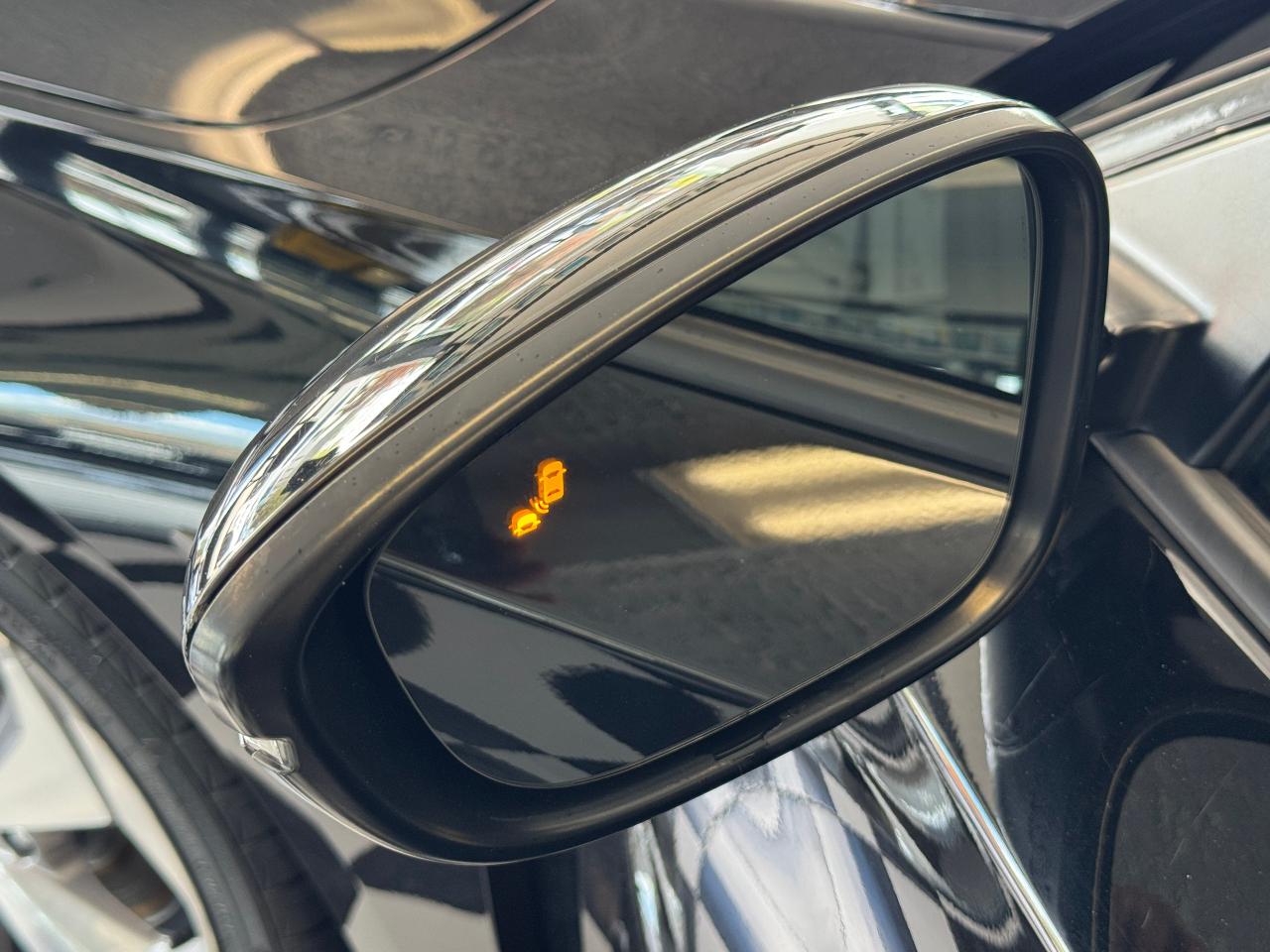 2018 Honda Accord Touring+HUD+New Tires+Adaptive Cruise+CLEAN CARFAX - Photo #4