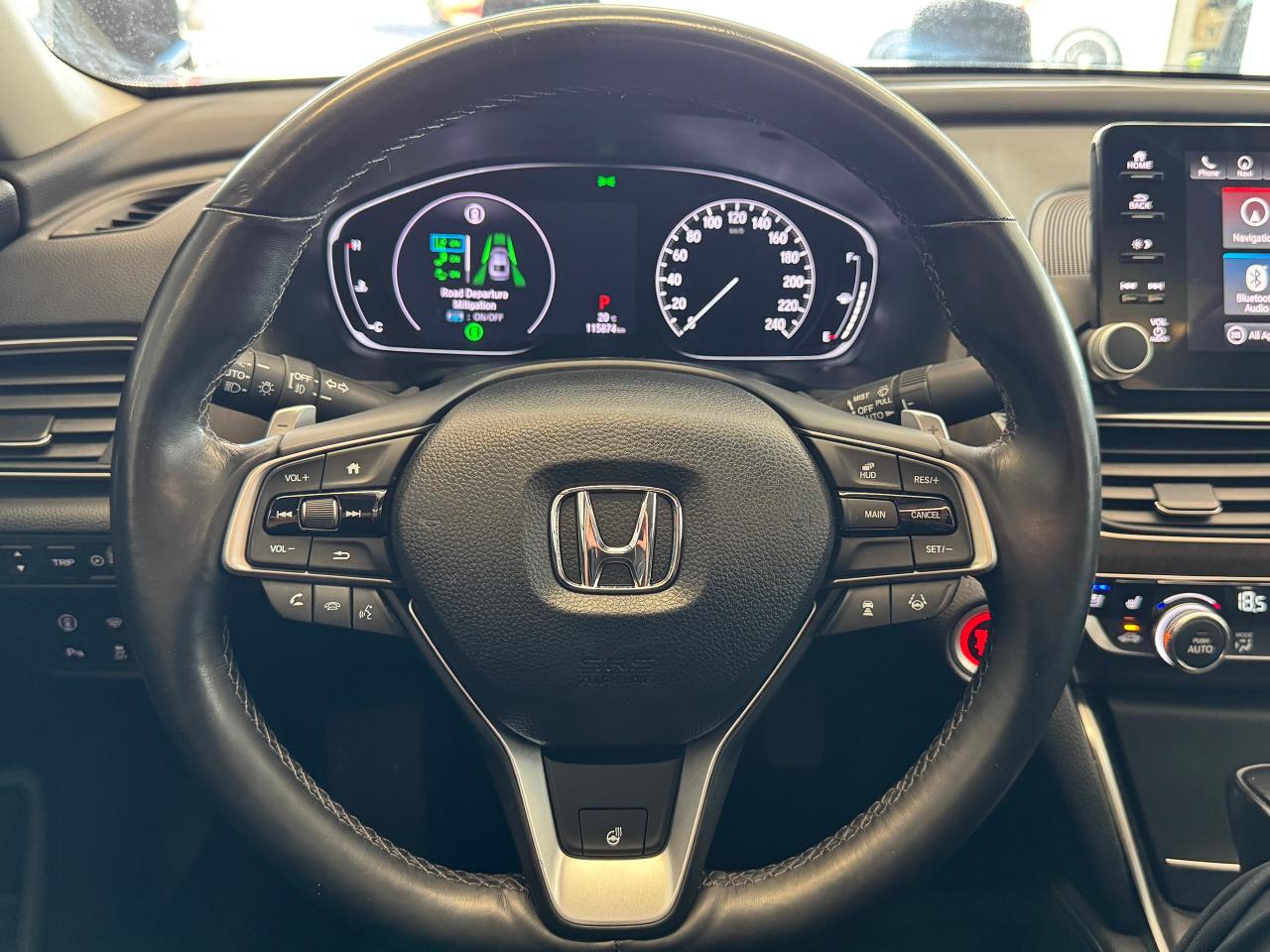2018 Honda Accord Touring+HUD+New Tires+Adaptive Cruise+CLEAN CARFAX Photo82