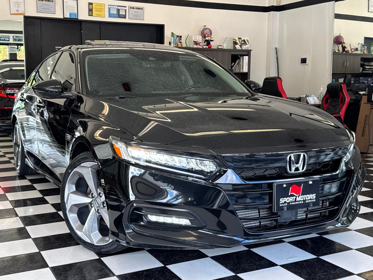 2018 Honda Accord Touring+HUD+New Tires+Adaptive Cruise+CLEAN CARFAX Photo87