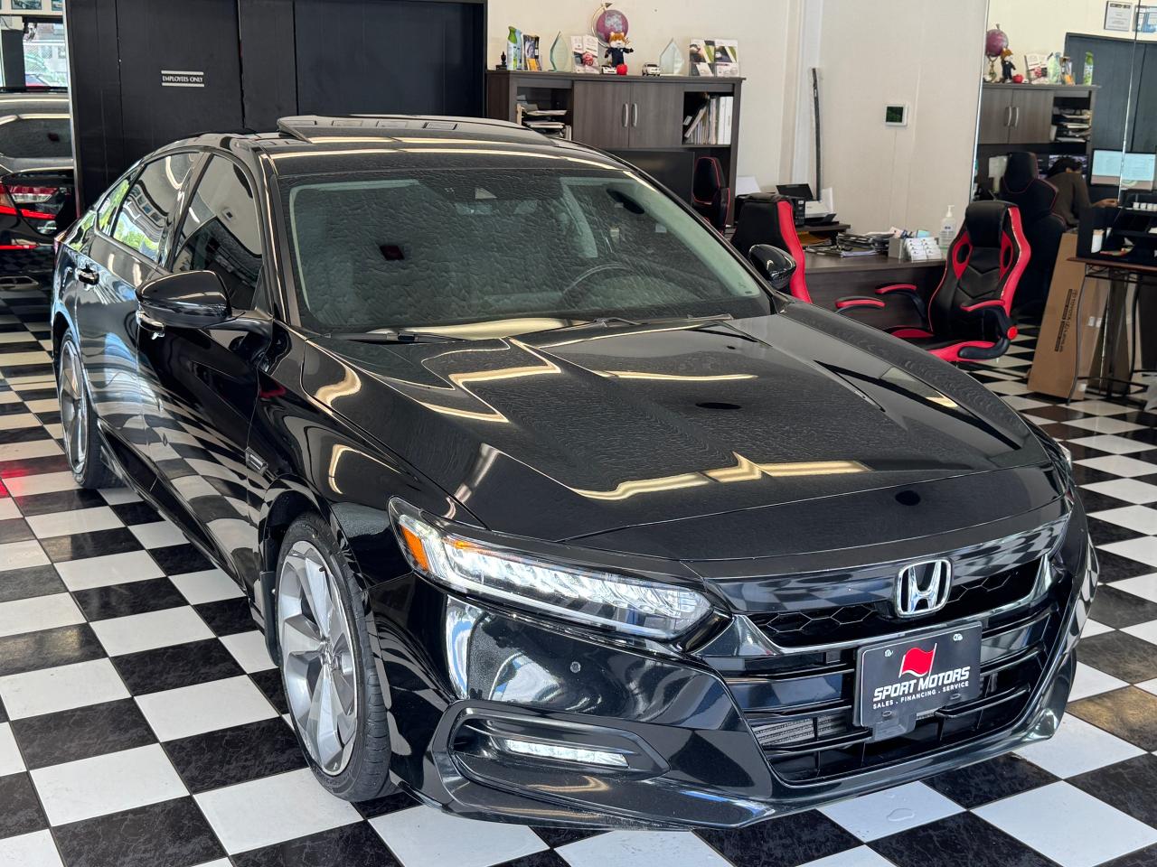 2018 Honda Accord Touring+HUD+New Tires+Adaptive Cruise+CLEAN CARFAX Photo79