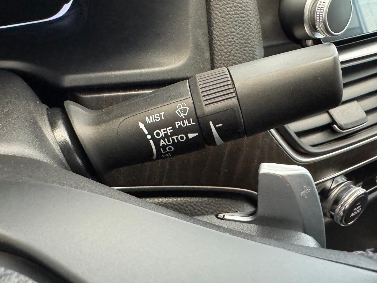 2018 Honda Accord Touring+HUD+New Tires+Adaptive Cruise+CLEAN CARFAX - Photo #50