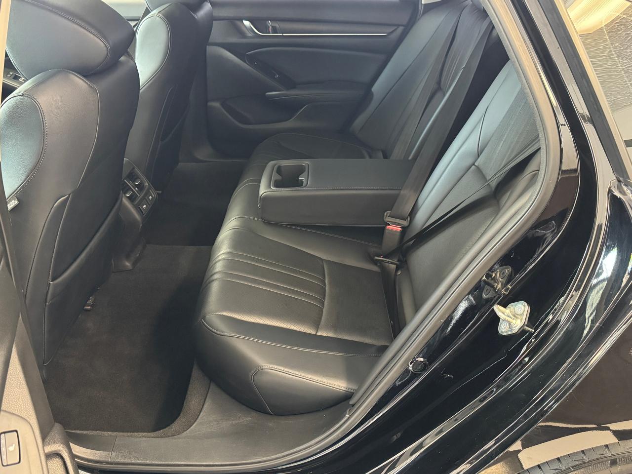 2018 Honda Accord Touring+HUD+New Tires+Adaptive Cruise+CLEAN CARFAX Photo95