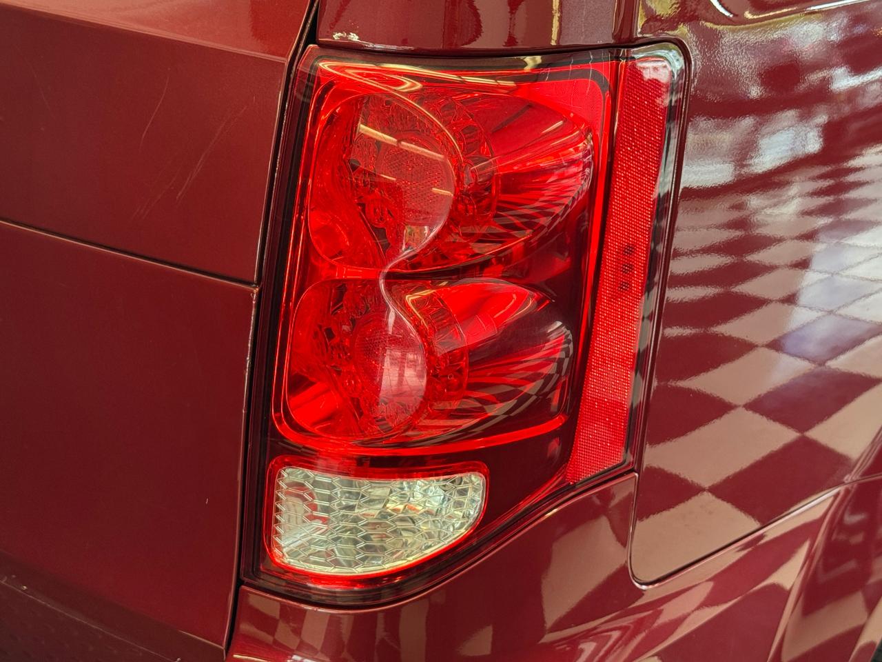 2015 Dodge Grand Caravan SXT STOWNGO+Camera+DVD+CLEAN CARFAX Photo56