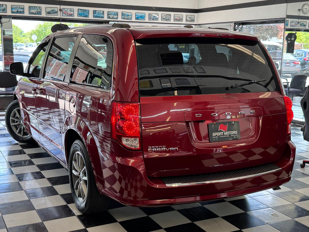 2015 Dodge Grand Caravan SXT STOWNGO+Camera+DVD+CLEAN CARFAX Photo18