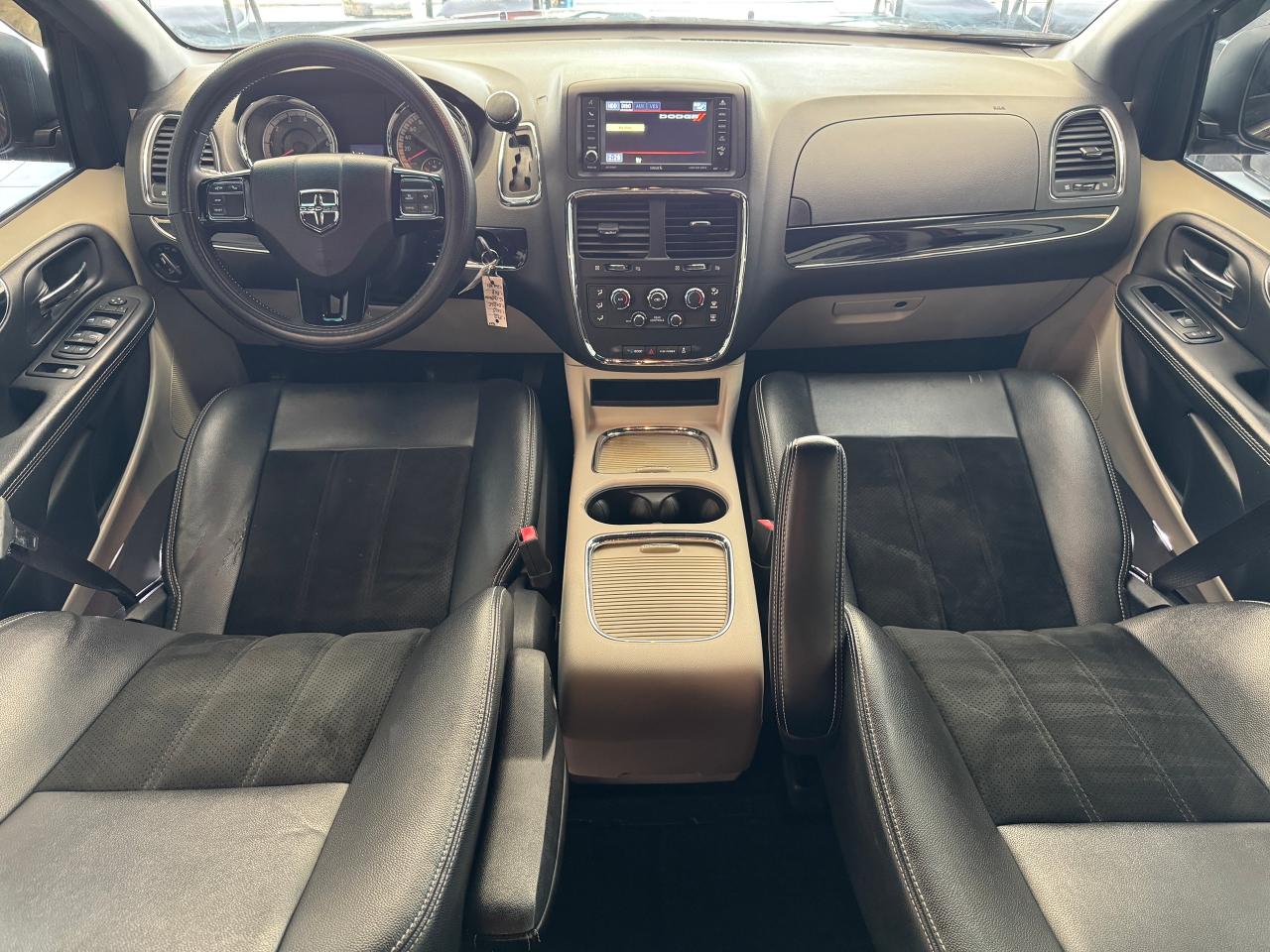 2015 Dodge Grand Caravan SXT STOWNGO+Camera+DVD+CLEAN CARFAX - Photo #3