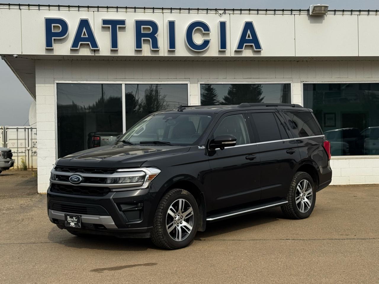 Used 2023 Ford Expedition XLT for sale in Manning, AB