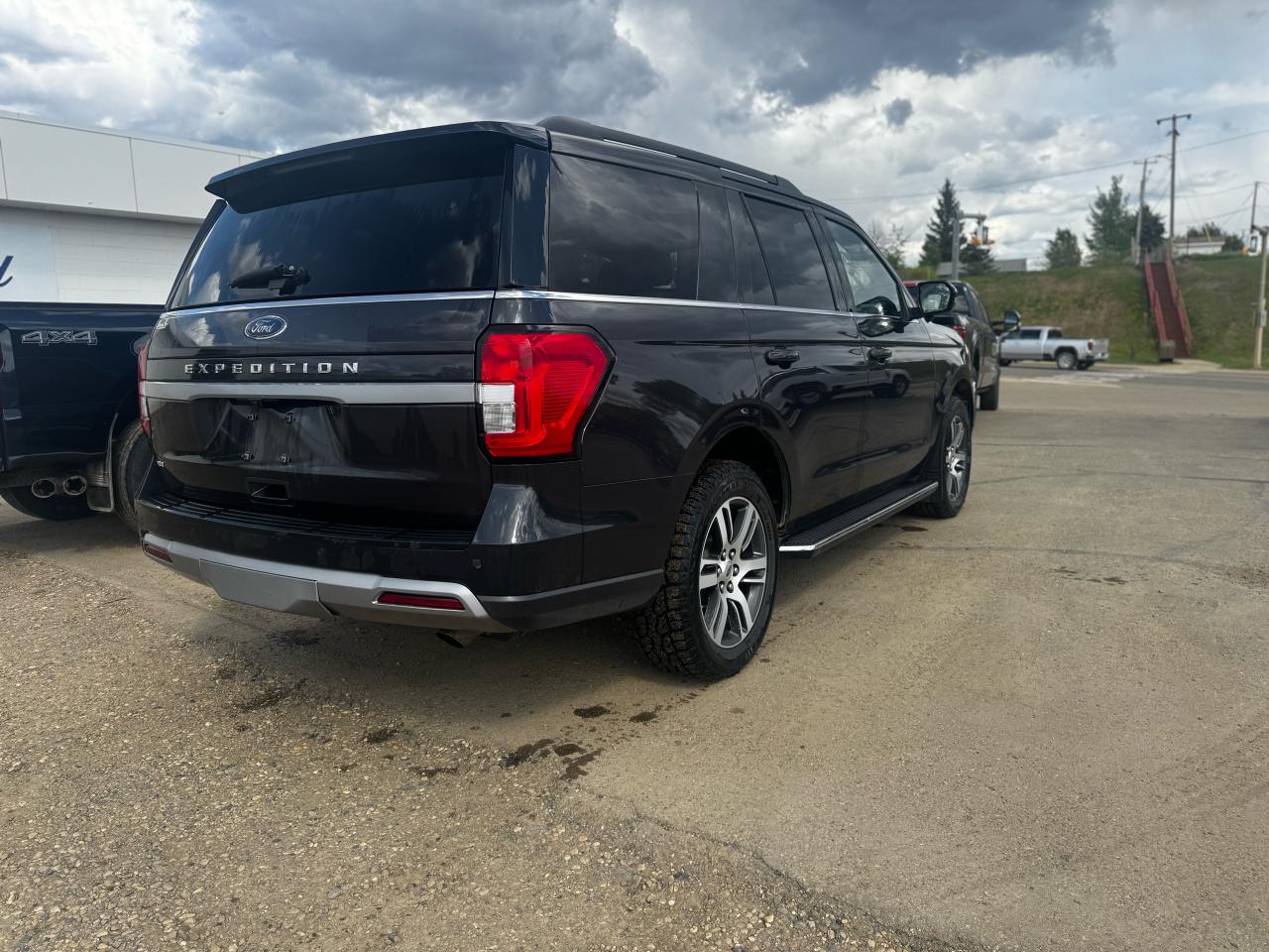 2023 Ford Expedition XLT Photo