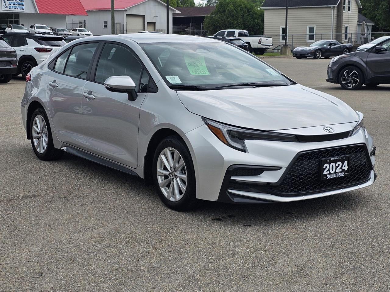 2024 Toyota Corolla SE - 2.0L 4cyl, Low Kms - Photo #3