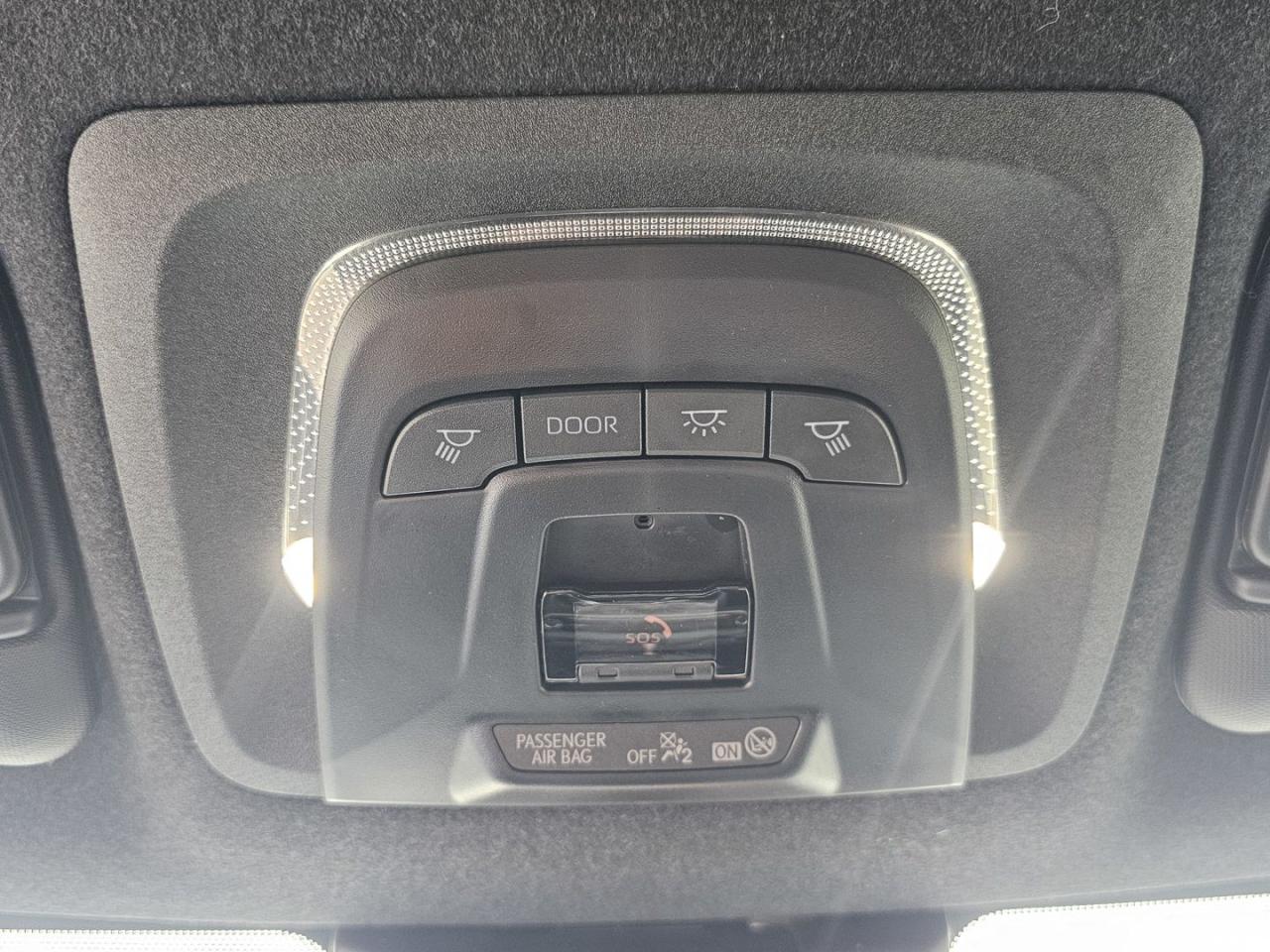2024 Toyota Corolla SE - 2.0L 4cyl, Low Kms - Photo #20