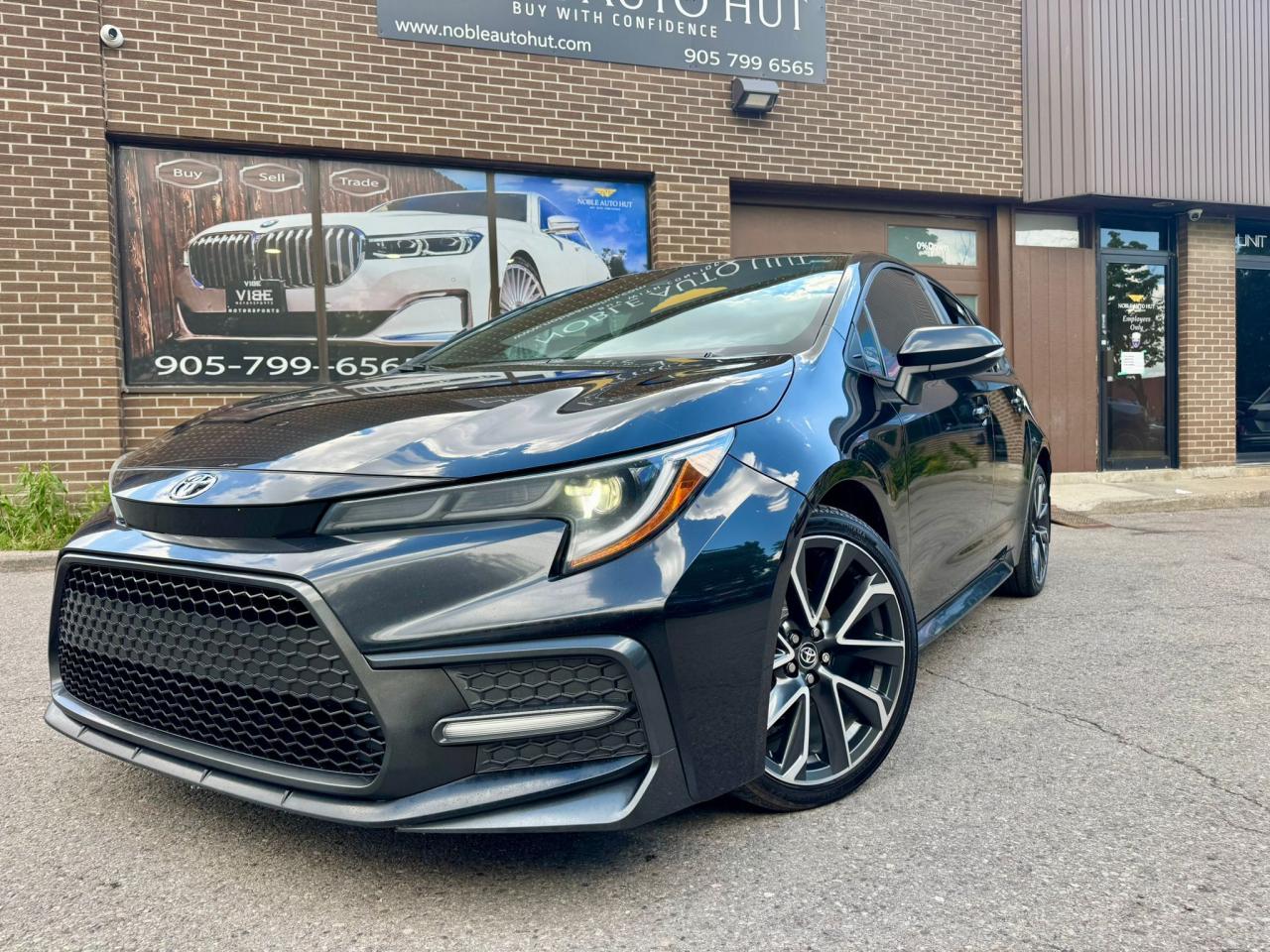 2020 Toyota Corolla XSE Photo2