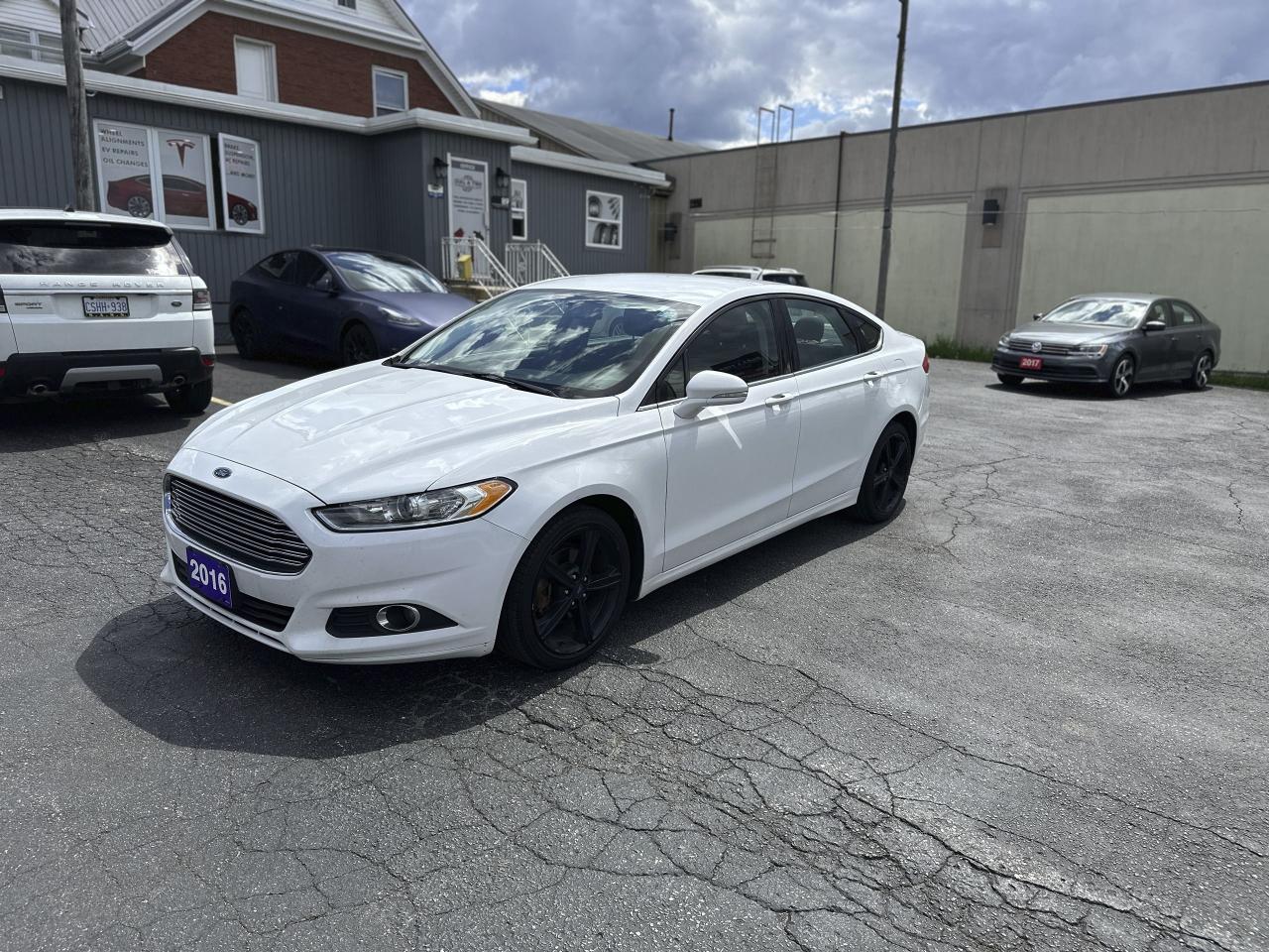 Used 2016 Ford Fusion SE for sale in Waterloo, ON