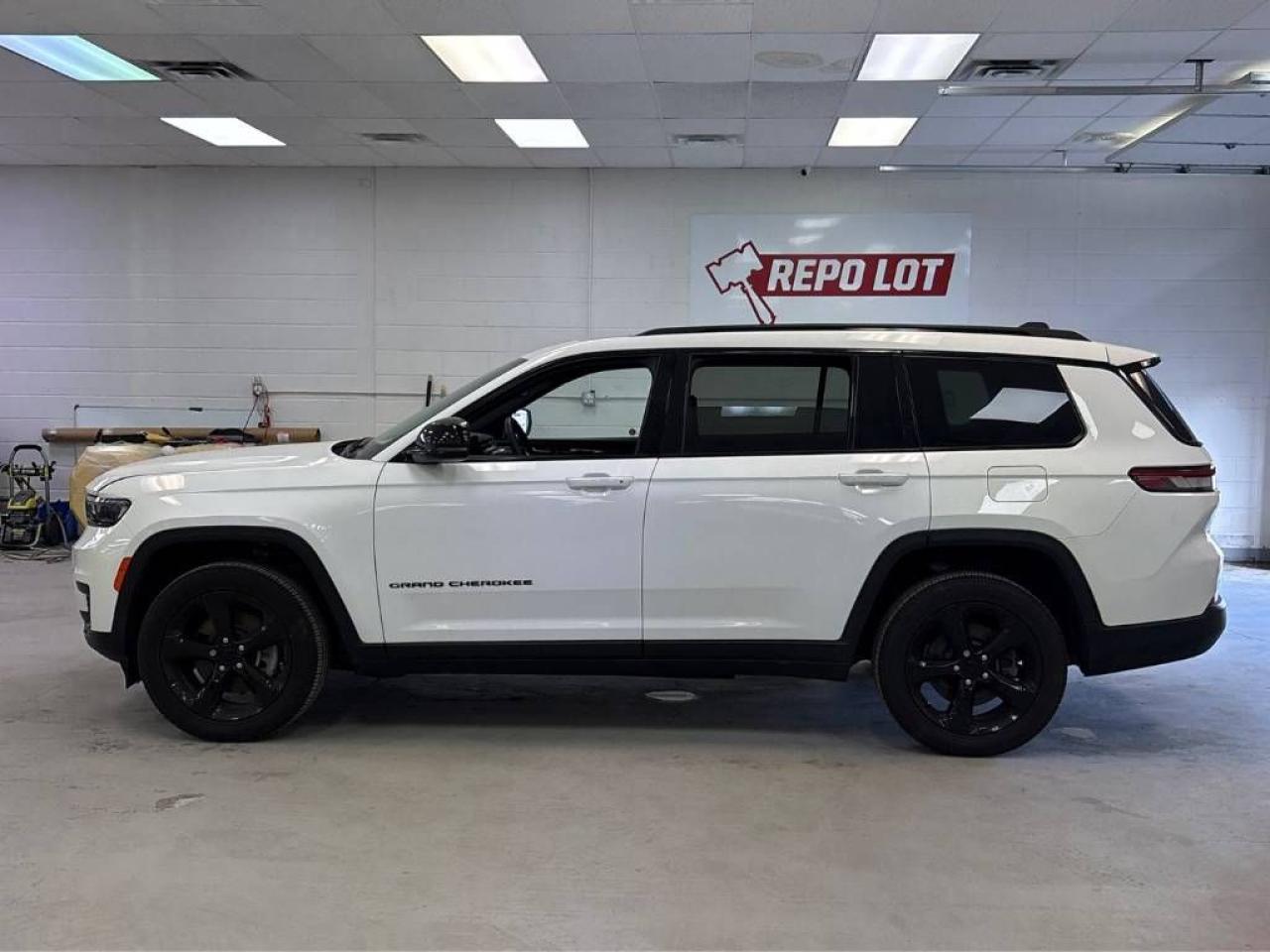 2021 Jeep Grand Cherokee L Laredo Altitude 4D Utility
