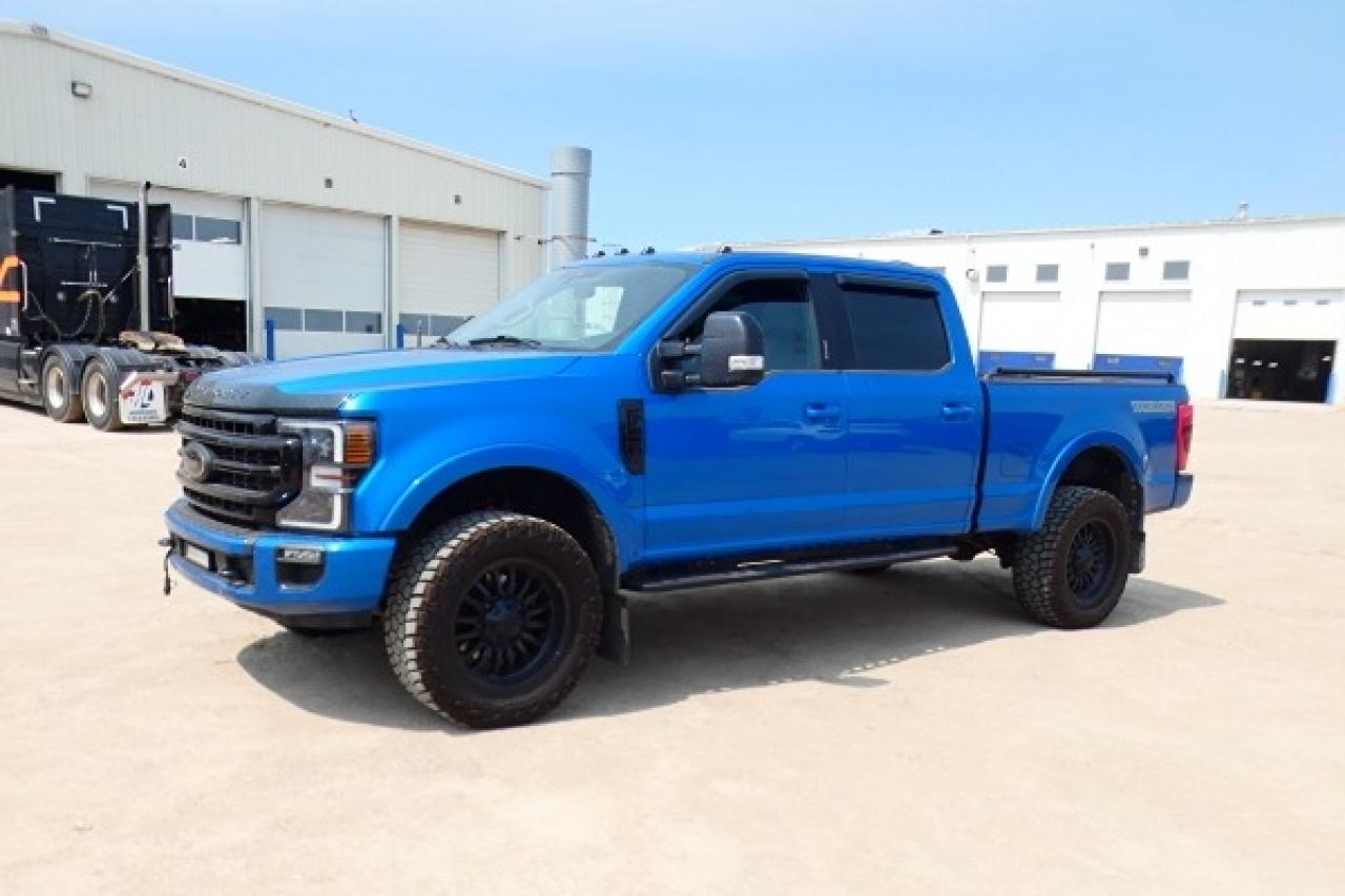 2020 Ford F-250 LARIAT TREMOR w/H&C L, pano S/R, NAV, BUC - Photo #2