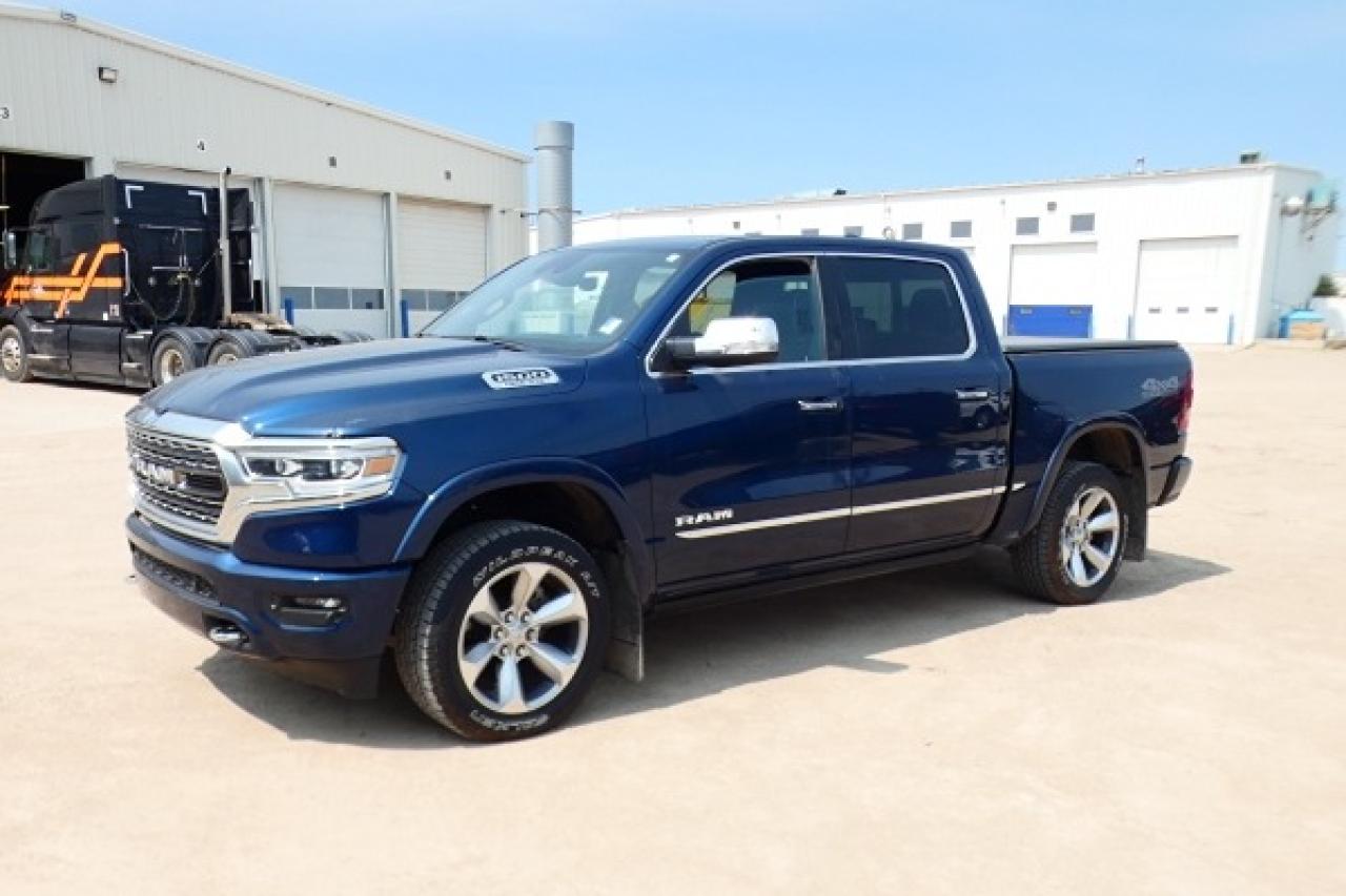 2022 Dodge Ram 1500 Limited 4x4 Crew w/H&C L, NAV, BUC, PRB - Photo #2