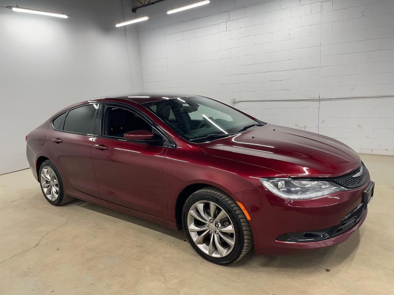 Used 2015 Chrysler 200 S for sale in Guelph, ON
