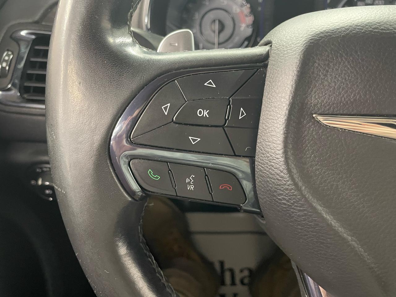 2015 Chrysler 200 S Photo32