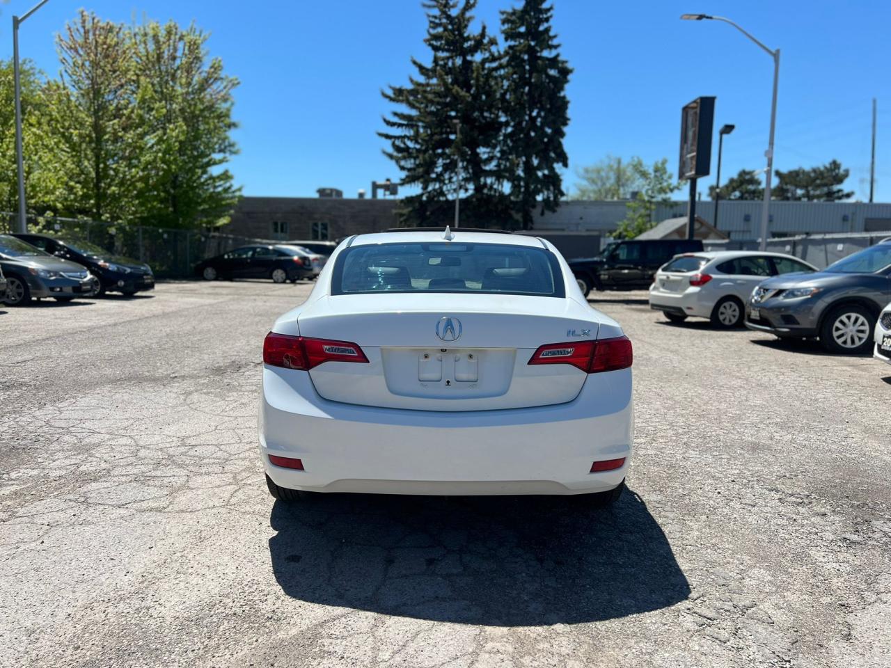 2014 Acura ILX LEATHER HEATED SEATS SUNROOF BACKUP CAM B-TOOTH Photo2