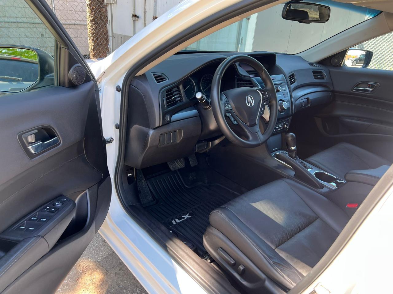 2014 Acura ILX LEATHER HEATED SEATS SUNROOF BACKUP CAM B-TOOTH - Photo #8