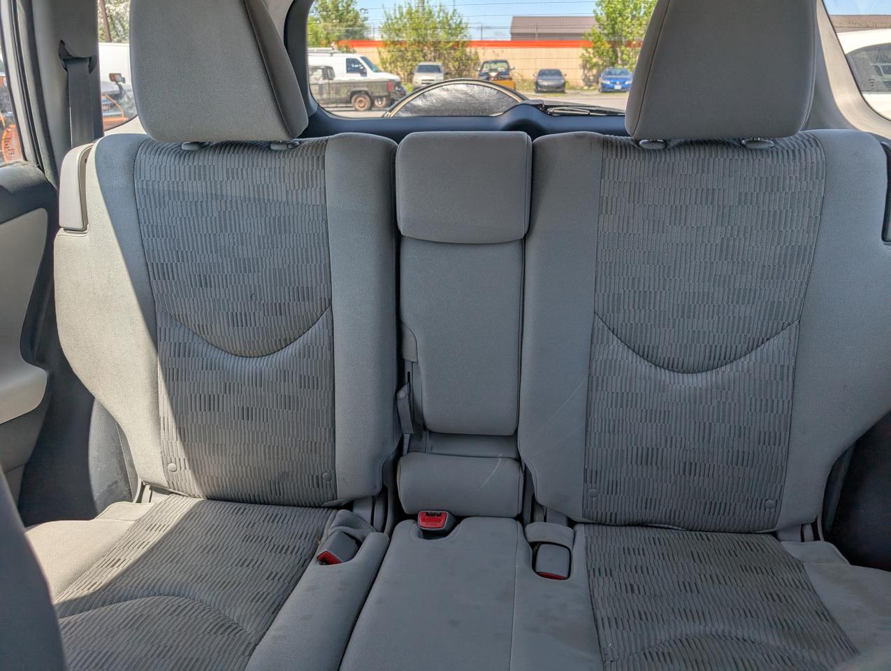 2012 Toyota RAV4 BASE - Photo #6