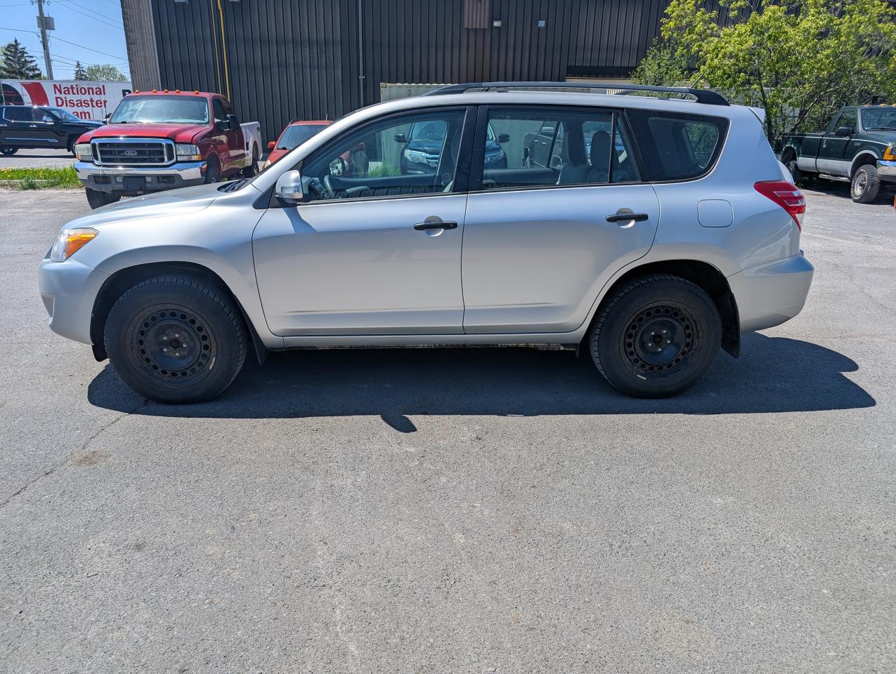 2012 Toyota RAV4 BASE - Photo #4