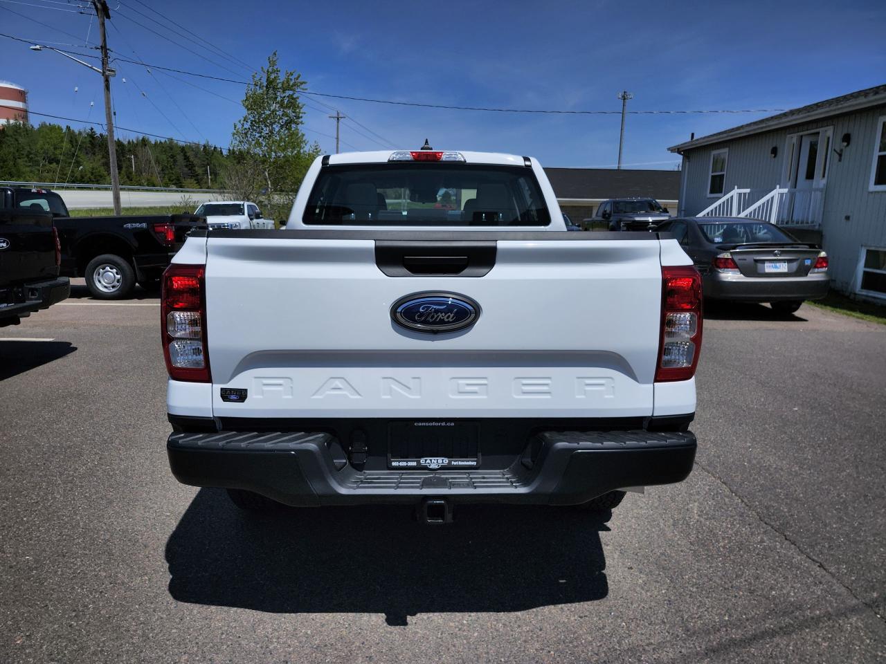 2025 Ford Ranger XL 4WD SuperCrew 5' Box Photo5