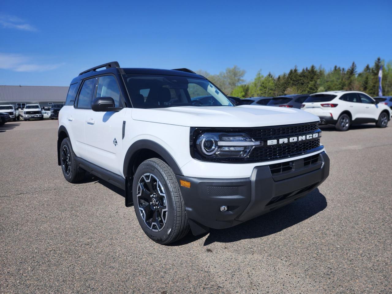 2025 Ford Bronco Sport Outer Banks 4X4 Photo5