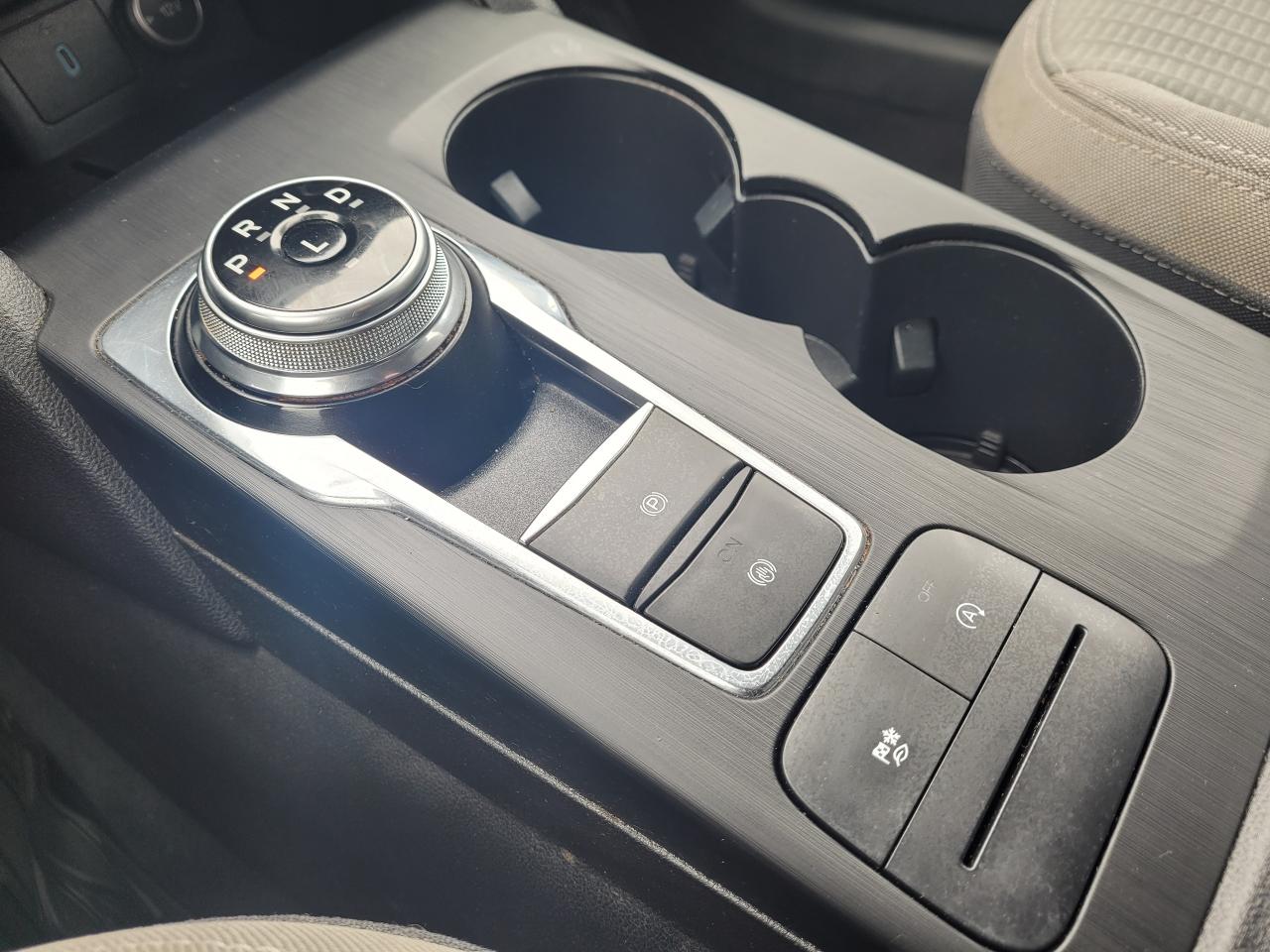 2020 Ford Escape S FWD Photo5