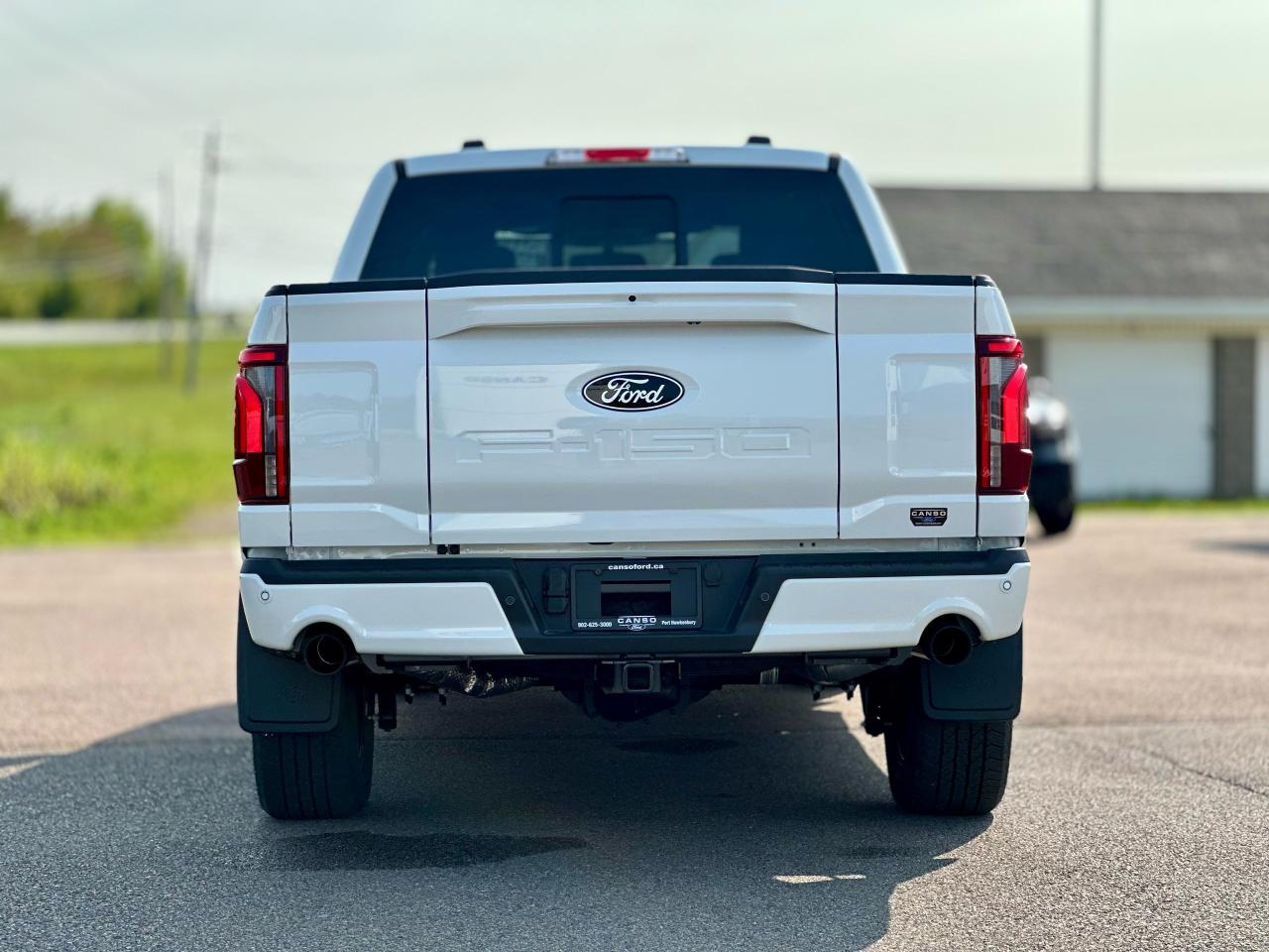 2025 Ford F-150 Lariat 4WD SuperCrew 5.5' Box Photo5