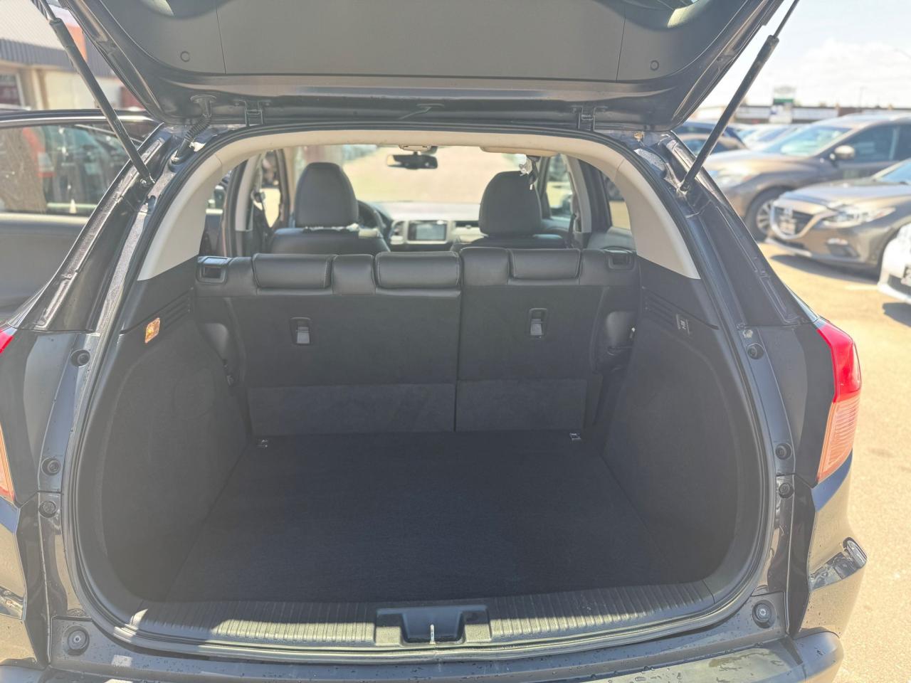 2016 Honda HR-V AWD NO ACCIDENT NAVI SUNROOF BLUETOOTH BACKUP CAM - Photo #14