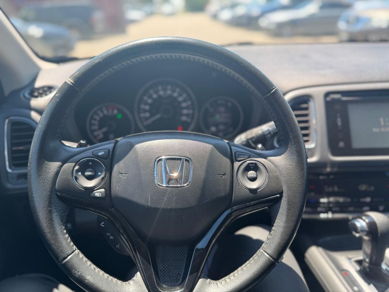 2016 Honda HR-V AWD NO ACCIDENT NAVI SUNROOF BLUETOOTH BACKUP CAM - Photo #17