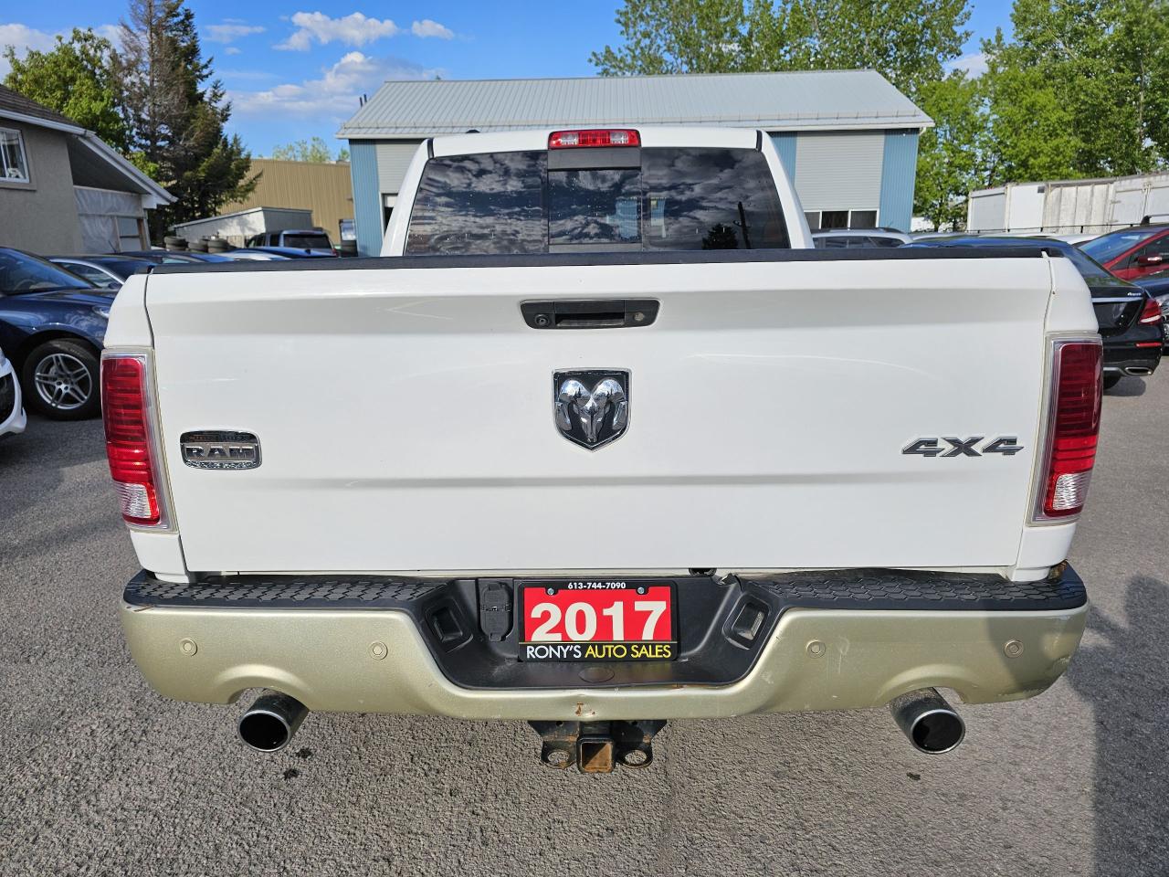 2017 RAM 1500 4WD Crew Cab 140.5" Longhorn, - Photo #5