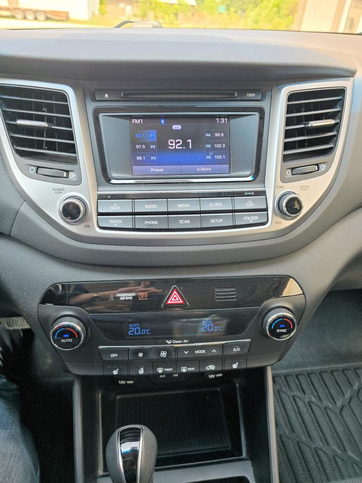 2017 Hyundai Tucson SE 2.0L, AWD,102,620 KM, Sunroof - Photo #17