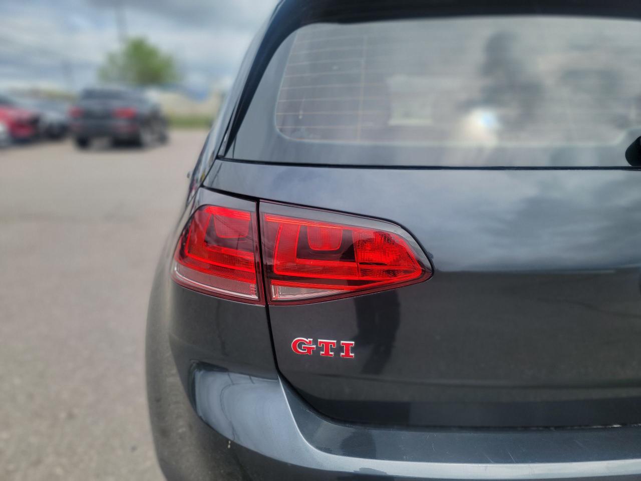 2015 Volkswagen Golf Autobahn | GTI - Photo #8