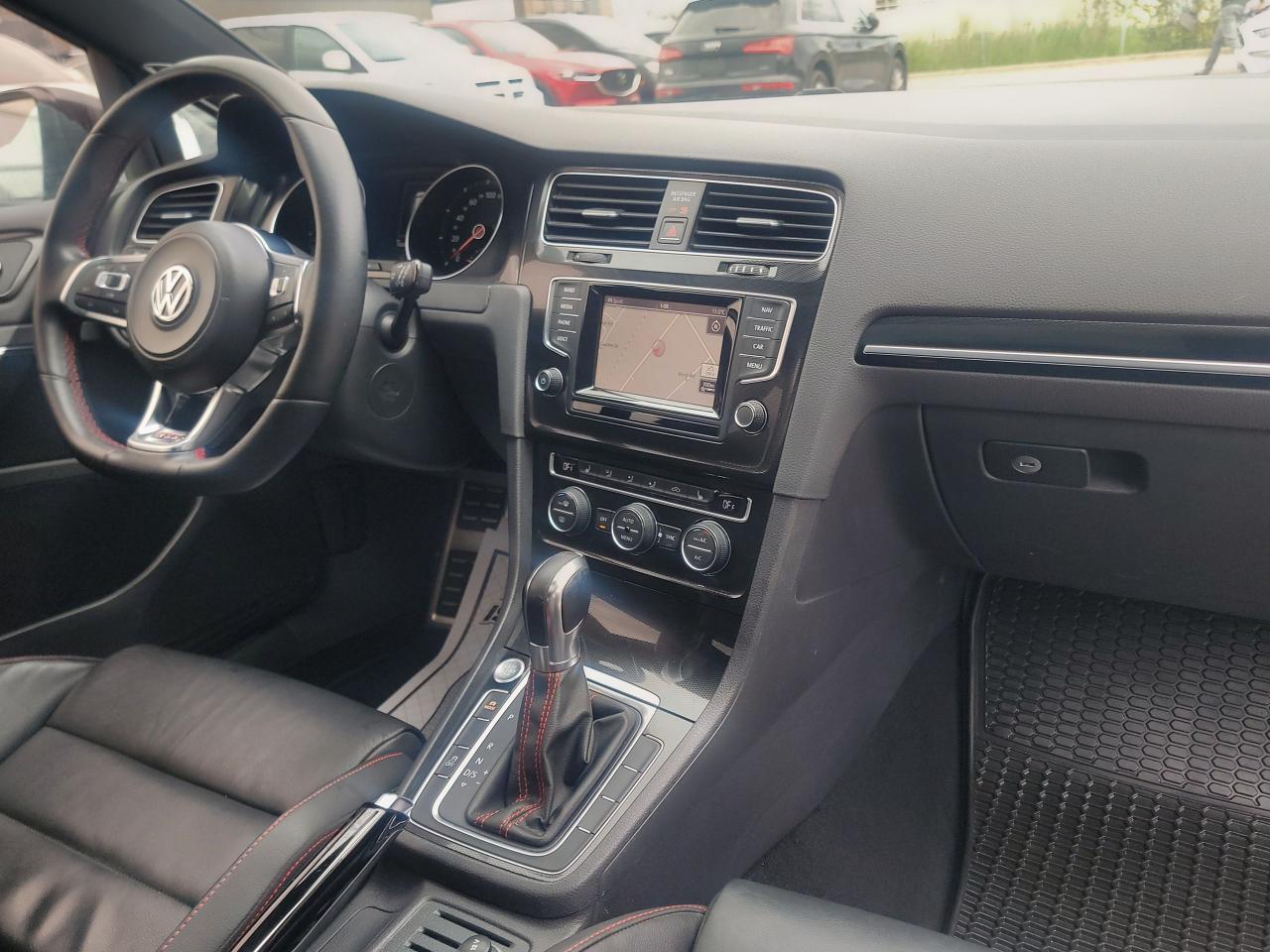 2015 Volkswagen Golf Autobahn | GTI - Photo #16