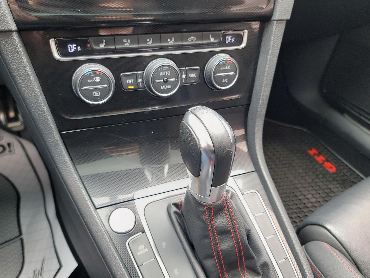 2015 Volkswagen Golf Autobahn | GTI - Photo #19
