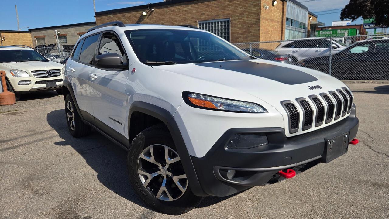2015 Jeep Cherokee Trailhawk - Photo #8