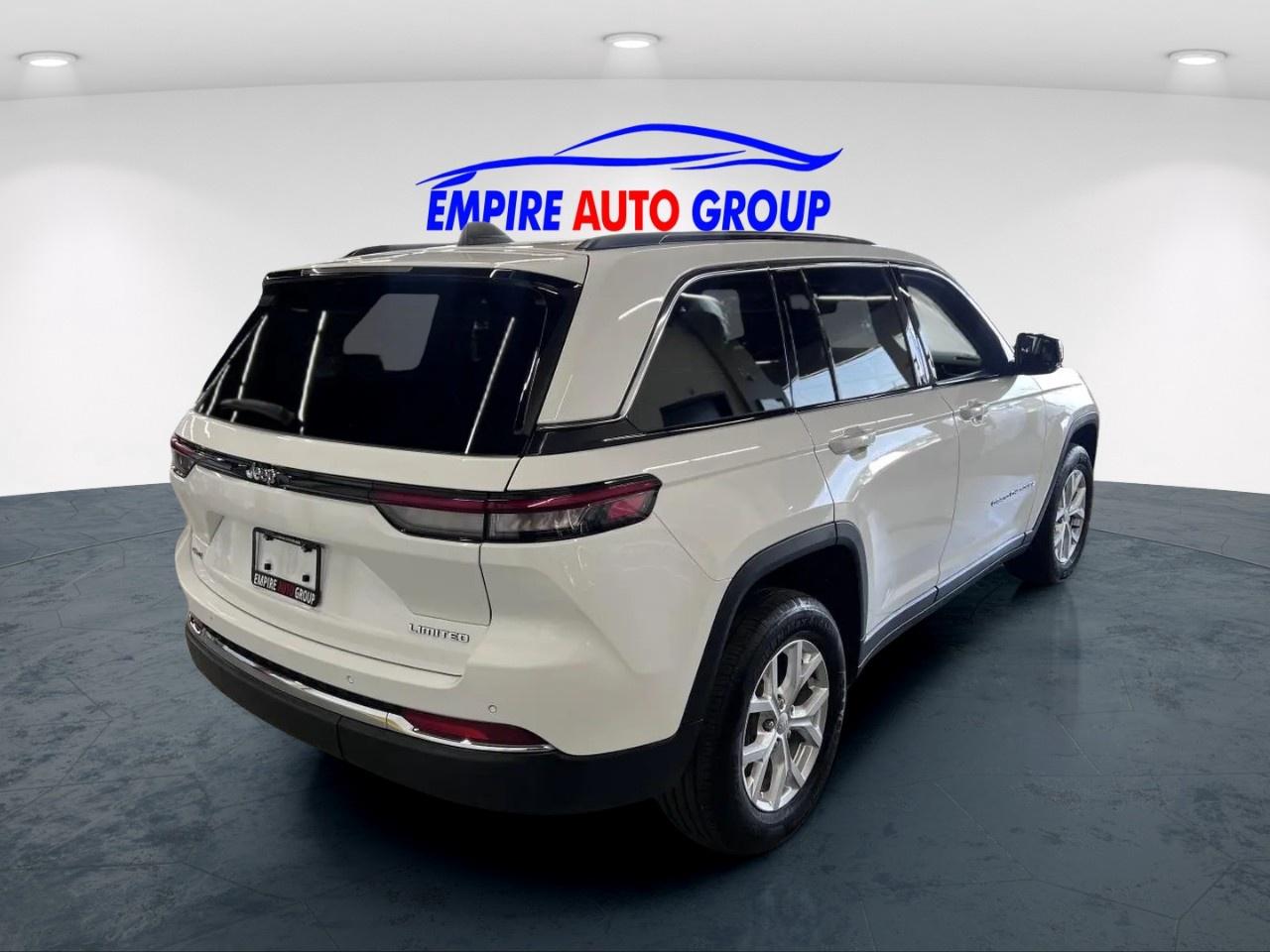 2023 Jeep Grand Cherokee Limited Photo4