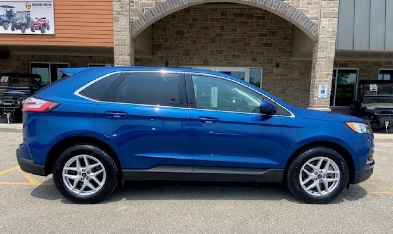 2021 Ford Edge SEL AWD Photo0