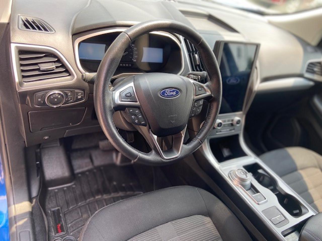 2021 Ford Edge SEL AWD Photo