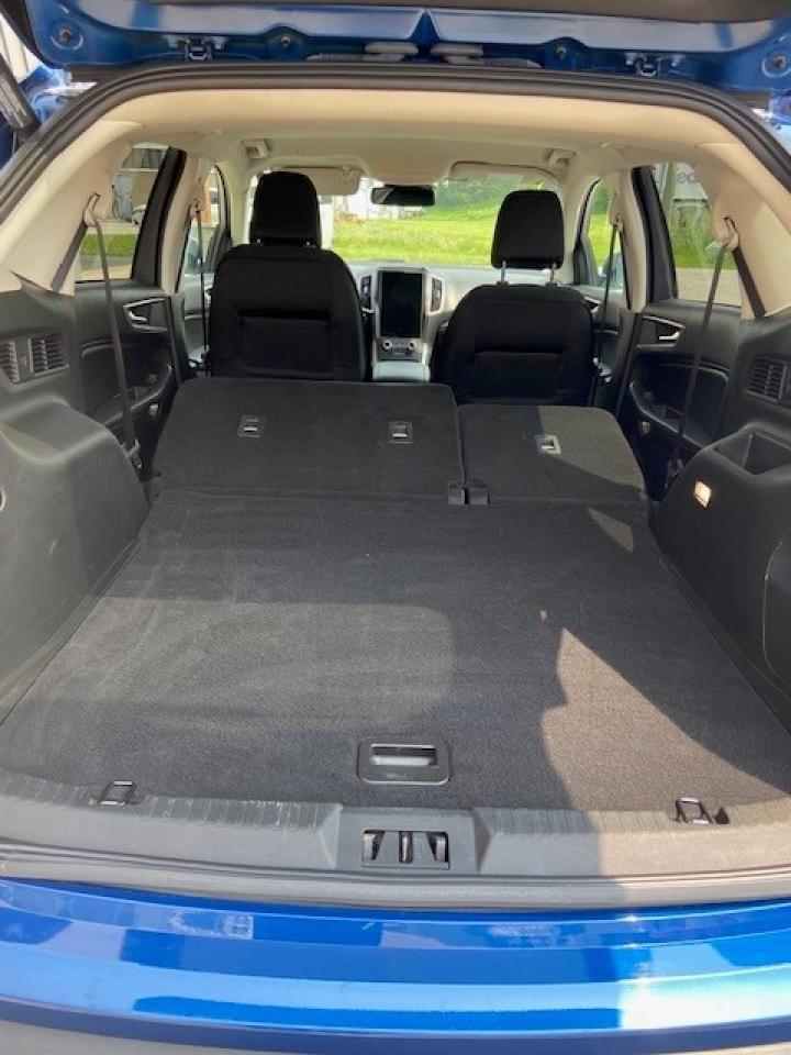 2021 Ford Edge SEL AWD Photo