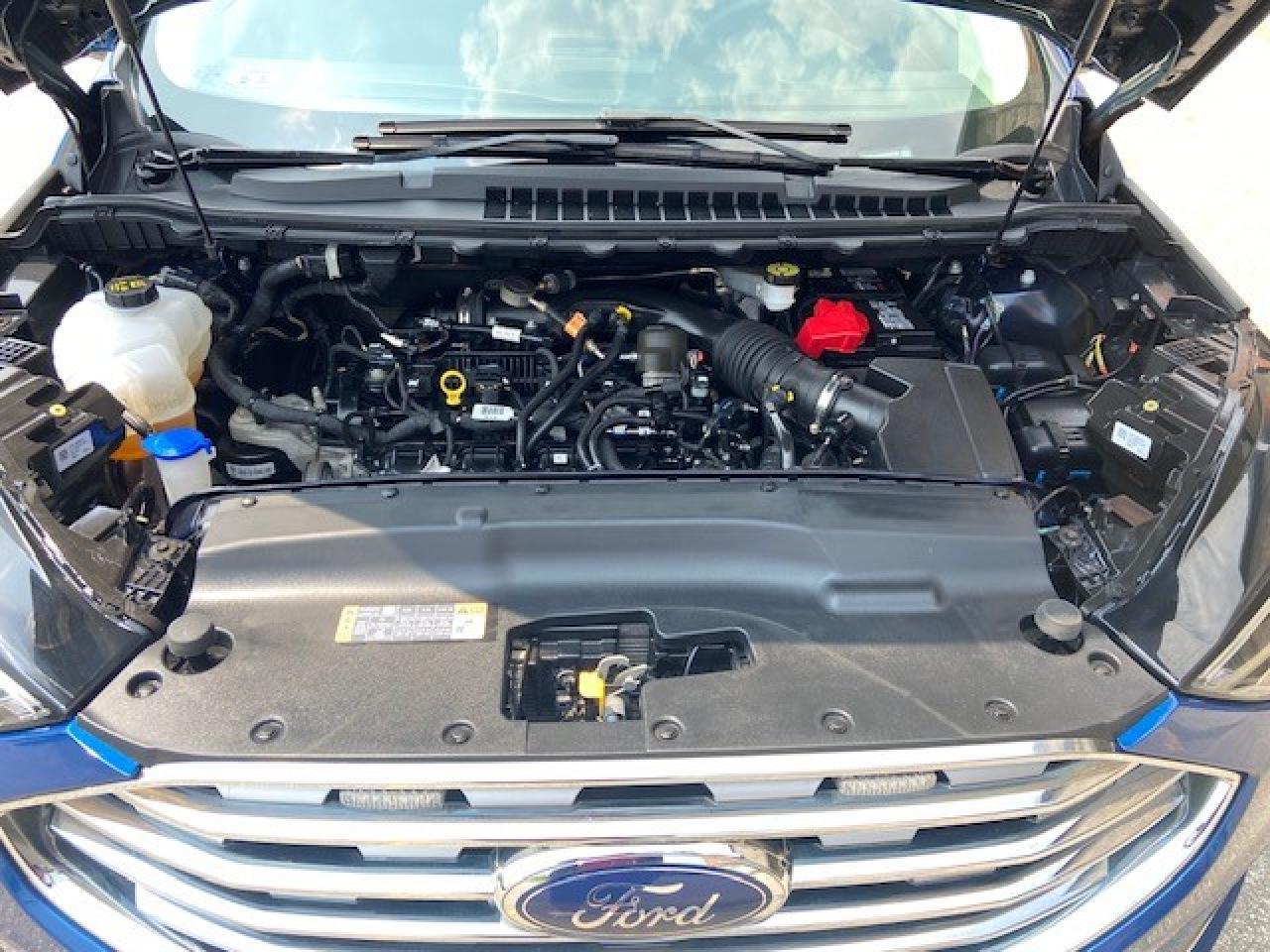 2021 Ford Edge SEL AWD Photo3