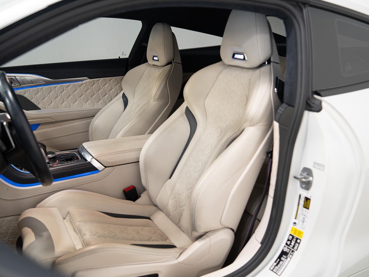 2023 BMW M8 COMPETITION | COUPE | CARBON CORE | MATTE WHITE Photo