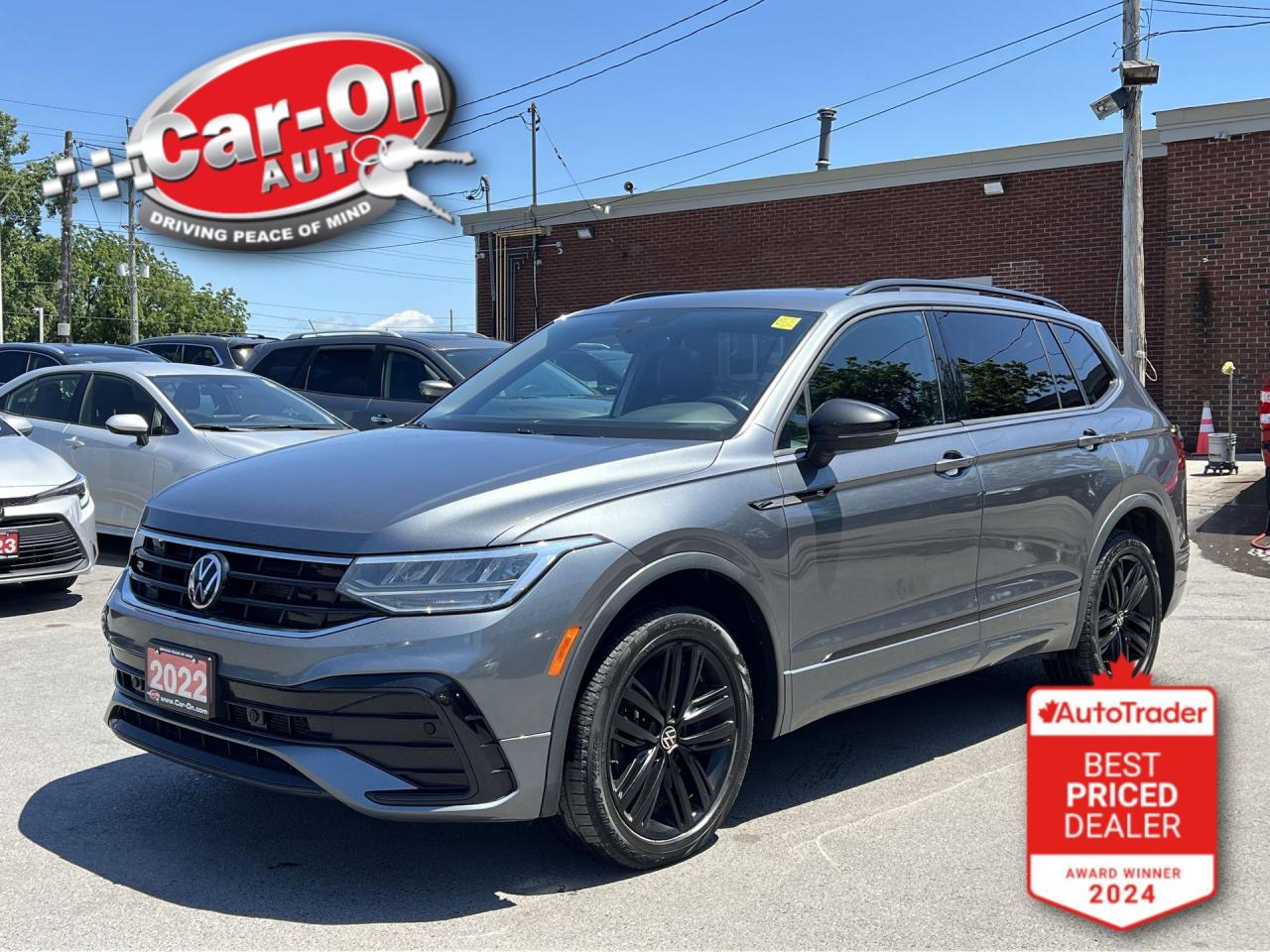 Used 2022 Volkswagen Tiguan COMFORTLINE R-LINE AWD| HTD LEATHER| PANO ROOF| for sale in Ottawa, ON