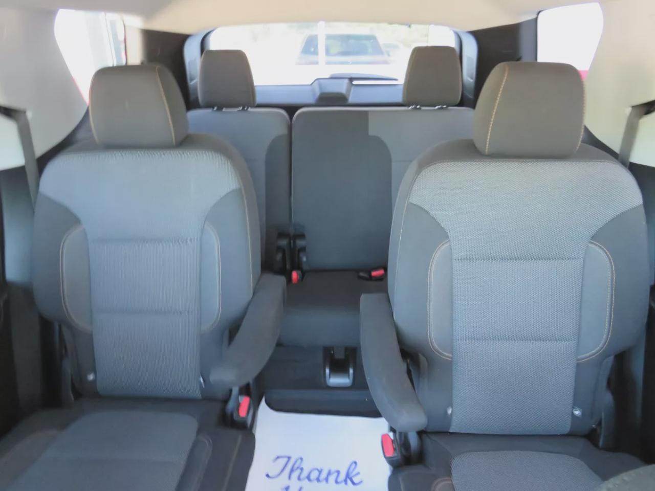 2019 Chevrolet Traverse LT Cloth (**CLEAN TITLE/NO ACCIDENTS!!**SAFETY/CERTIFIED!!**AWD**ALLOY RIMS**RENOTE START**POWER SEATS**DIGITAL TOUCHSCREEN**HEATED SEATS**REVERSE CAMERA**POWER TAILGATE**LEATHER WRAPPED STEERING WHEEL**BLUETOOTH**CRUISE CONTROL**PUSH BUTTON START**DUAL C Photo