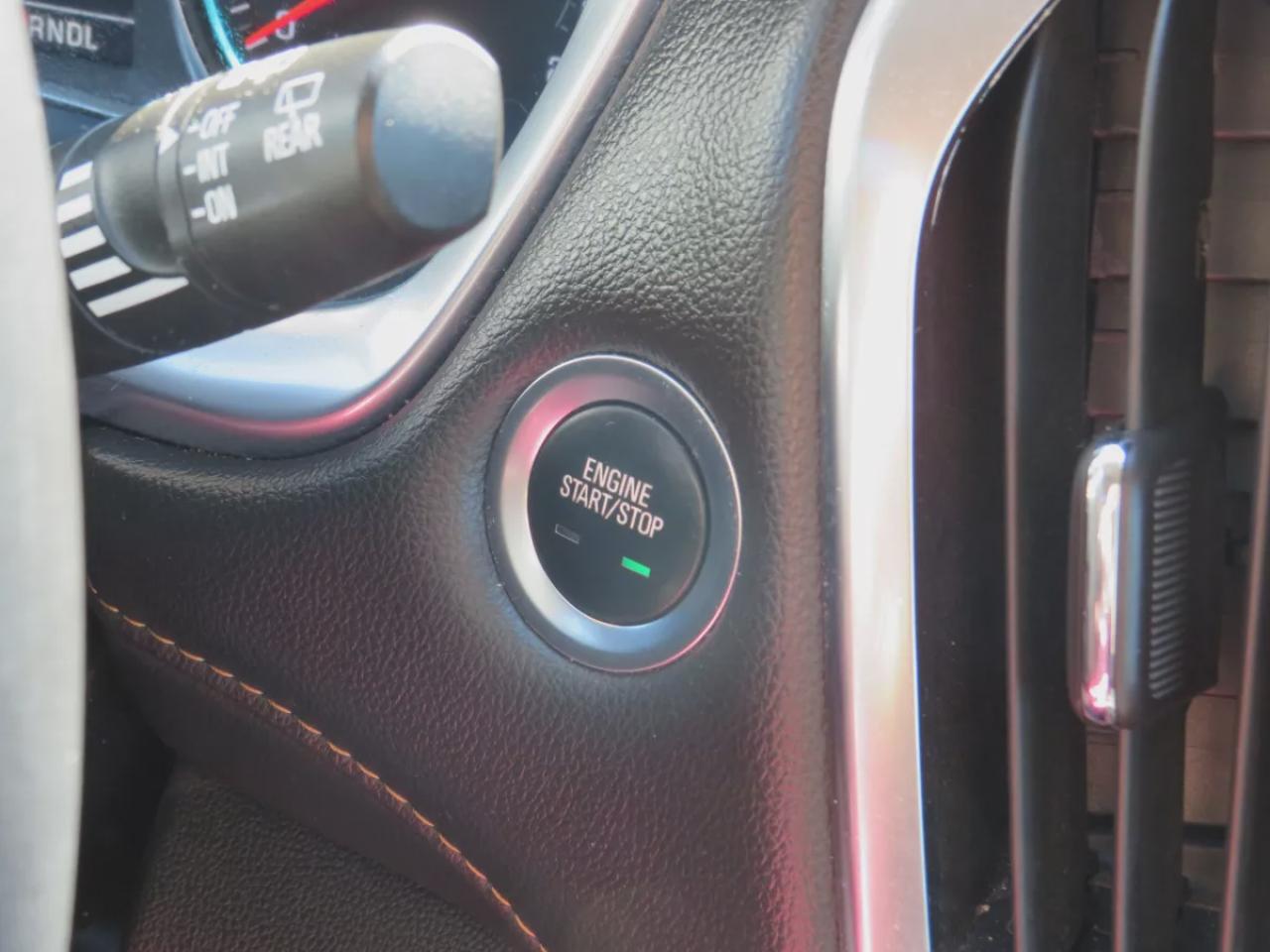 2019 Chevrolet Traverse LT Cloth (**CLEAN TITLE/NO ACCIDENTS!!**SAFETY/CERTIFIED!!**AWD**ALLOY RIMS**RENOTE START**POWER SEATS**DIGITAL TOUCHSCREEN**HEATED SEATS**REVERSE CAMERA**POWER TAILGATE**LEATHER WRAPPED STEERING WHEEL**BLUETOOTH**CRUISE CONTROL**PUSH BUTTON START**DUAL C Photo