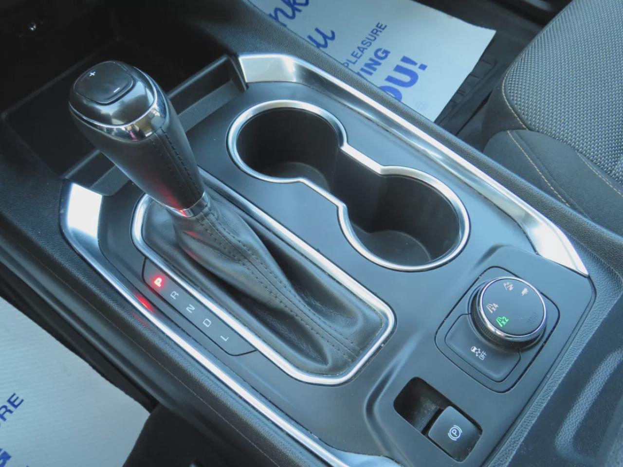 2019 Chevrolet Traverse LT Cloth (**CLEAN TITLE/NO ACCIDENTS!!**SAFETY/CERTIFIED!!**AWD**ALLOY RIMS**RENOTE START**POWER SEATS**DIGITAL TOUCHSCREEN**HEATED SEATS**REVERSE CAMERA**POWER TAILGATE**LEATHER WRAPPED STEERING WHEEL**BLUETOOTH**CRUISE CONTROL**PUSH BUTTON START**DUAL C Photo