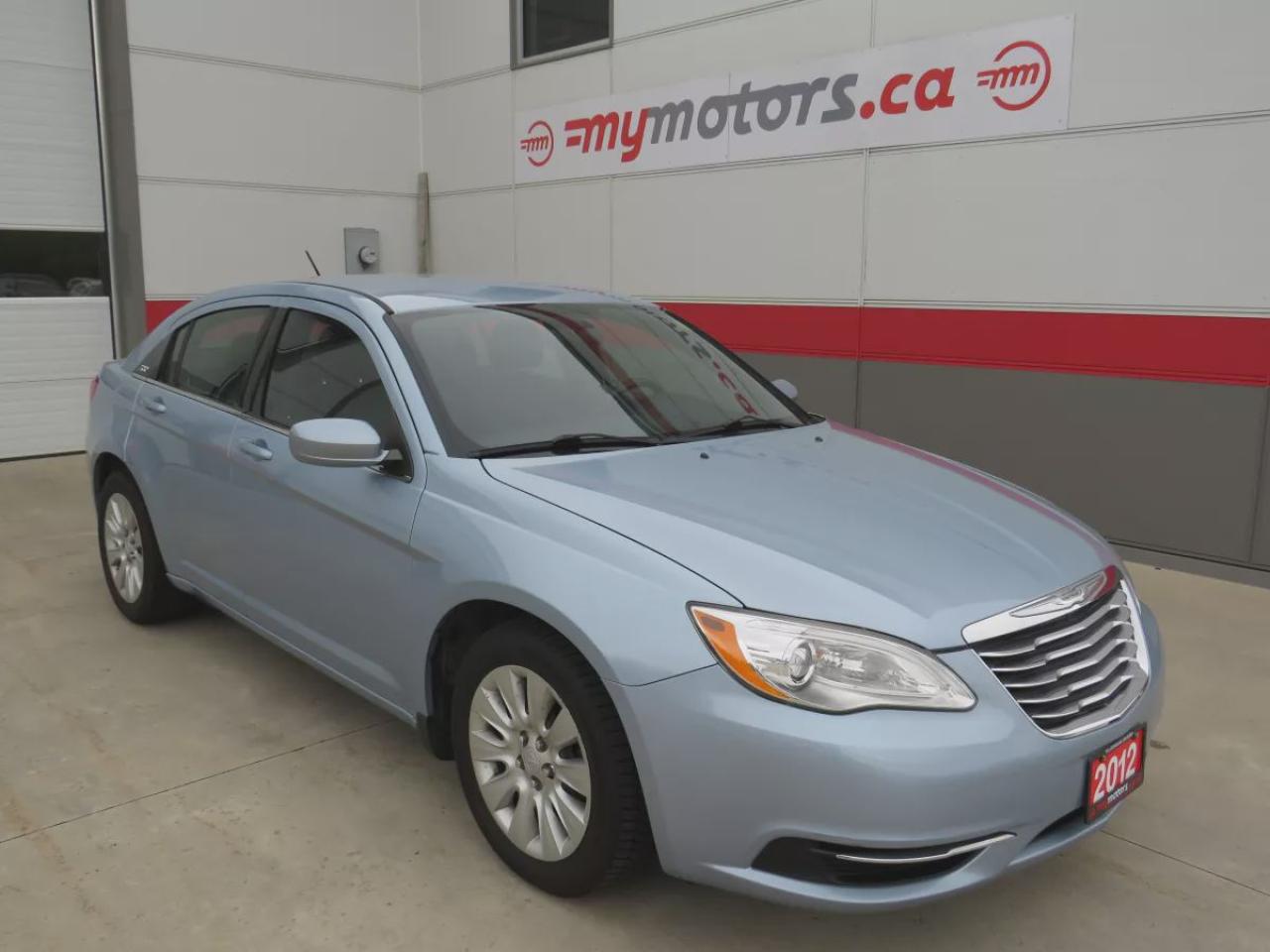 Used 2012 Chrysler 200 LX for sale in Tillsonburg, ON