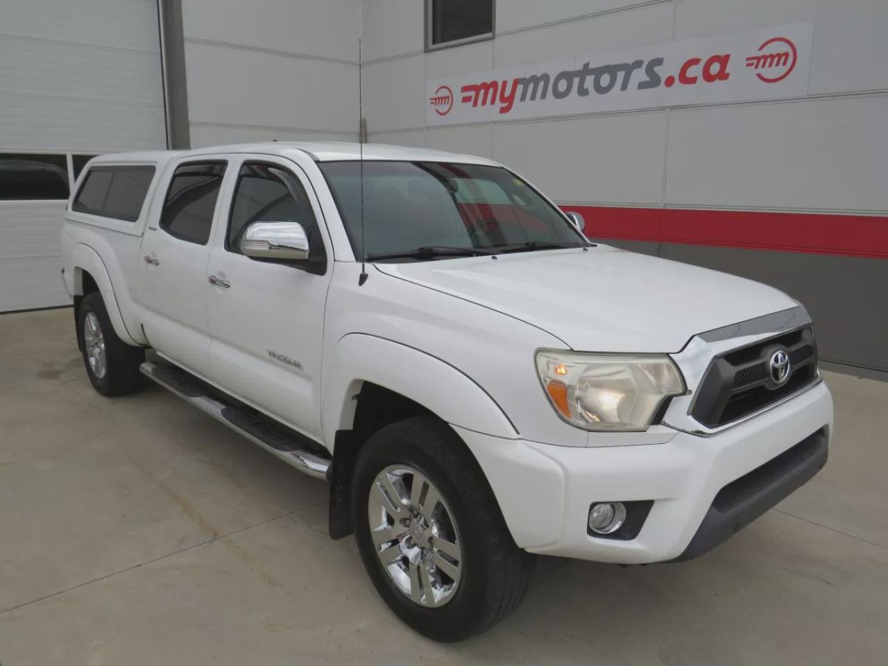 Used 2015 Toyota Tacoma V6 (**RARE!!**CLEAN TITLE/NO ACCIDENTS!!**SAFETY/CERTIFIED!!**4WD**FOG LIGHTS**ALLOY RIMS**RUNNING BOARDS**TOPPER**TRAILER HITCH**LEATHER**HEATED SEATS**DIGITAL TOUCHSCREEN**REVERSE CAMERA**BLUETOOTH**CRUISE CONTROL**A/C**USB/AUX**) for sale in Tillsonburg, ON