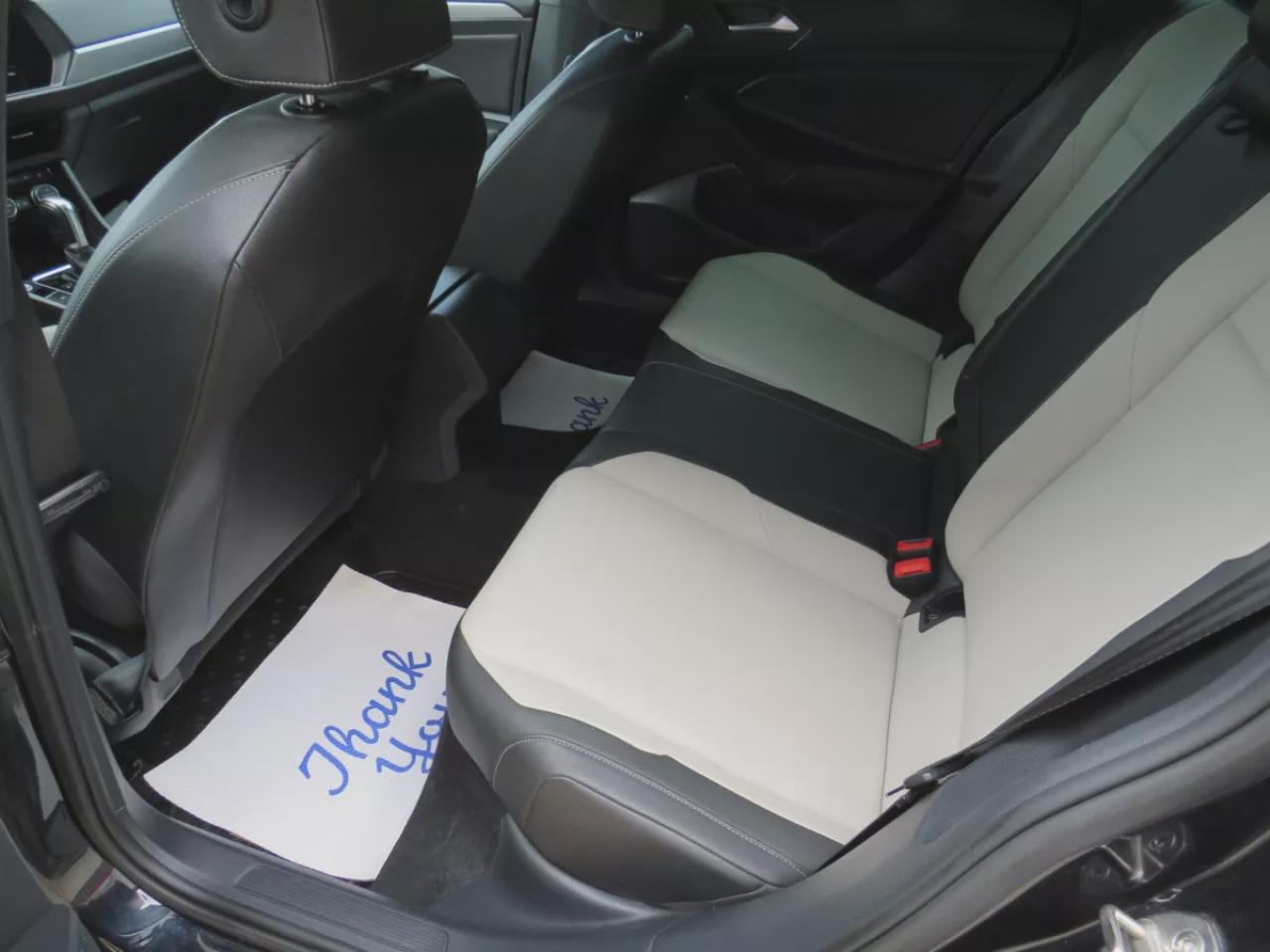 2019 Volkswagen Jetta Highline (**CLEAN TITLE/NO ACCIDENTS!!**SAFETY/CERTIFIED!**ALLOY RIMS**FOG LIGHTS**REMOTE START**SUNROOF**HEATED SEATS**REVERSE CAMERA**PUSH BUTTON START**DIGITAL TOUCHSCREEN**APPLE CARPLAY**ANDROID AUTO**DUAL CLIMATE CONTROL**ANDROID AUTO**LEATHER WRAPPE Photo